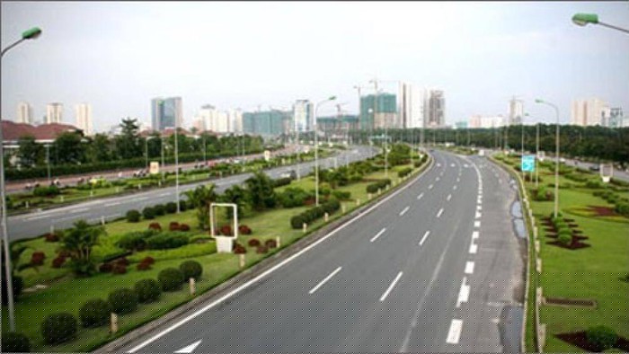 Hà Nội rào chắn 1/2 đại lộ Thăng Long để thi công sửa chữa mặt đường, hầm chui, mặt cầu sông Tích và thi công khe co giãn - Ảnh minh họa