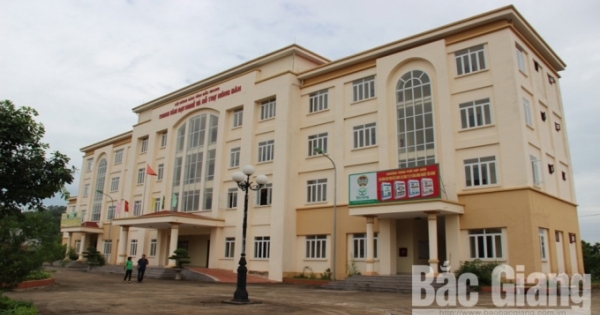 “Bài ca” quan hát, dân ngán ngẩm: Kiểm điểm, nghiêm túc rút kinh nghiệm ở Hội Nông dân tỉnh Bắc Giang