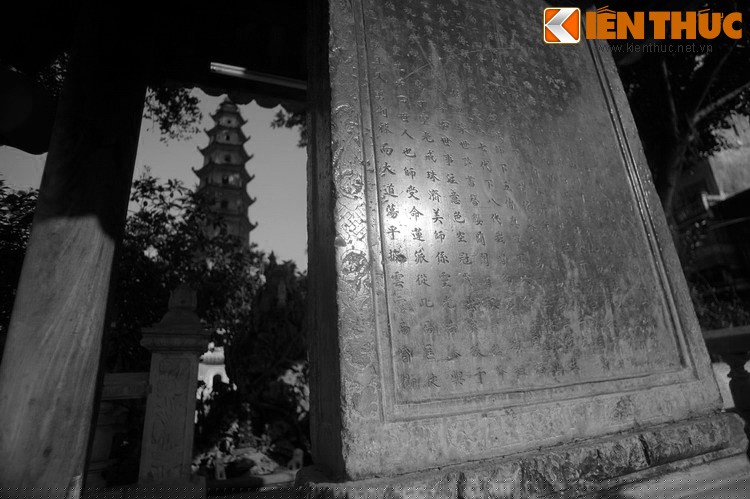 ngoi chua nao noi tieng voi chuyen trung tang o ha noi? hinh anh 5