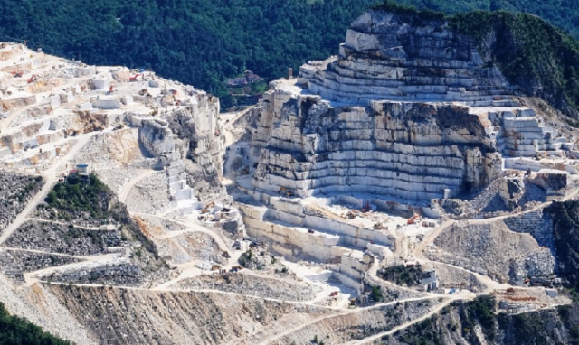 Công ty Phân bón hoá chất Cần Thơ “vô tư” khai thác khoáng sản vượt phép!