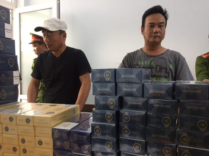 Gần 1.400 bao thuốc lá ngoại không có giấy tờ, xuất xứ hợp lệ.