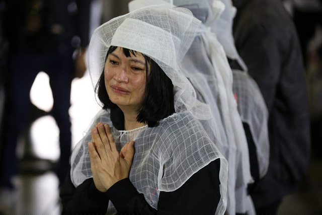 Vợ NSƯT Vũ Mạnh Dũng đau đớn trước sự ra đi quá đột ngột của anh.