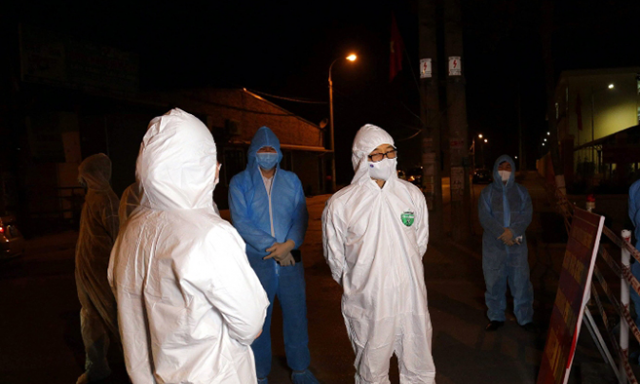 Phó Thủ tướng Vũ Đức Đam chỉ đạo công tác phòng chống dịch bệnh tại Quảng Ninh