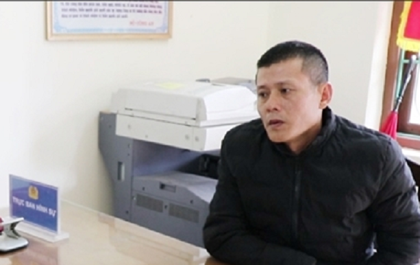 Tạm giữ hình sự đối tượng dùng ô tô vận chuyển hơn 1 tạ pháo nổ