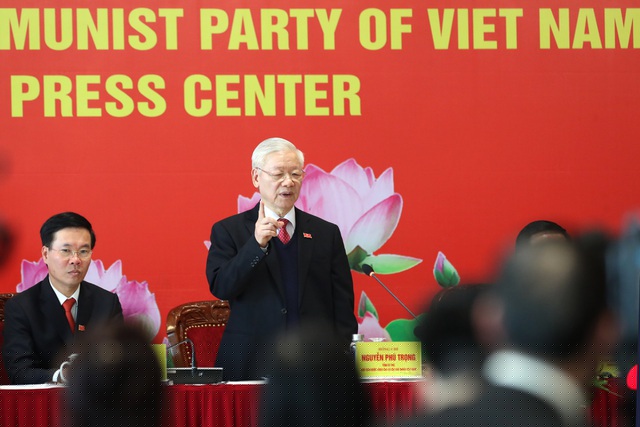 Tổng Bí thư, Chủ tịch nước Nguyễn Phú Trọng trao đổi với báo chí sáng 1/2 (Ảnh: Quốc Chính).