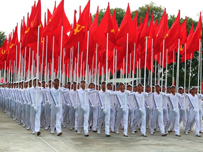 Dưới cờ Đảng quang vinh (ảnh minh họa).  