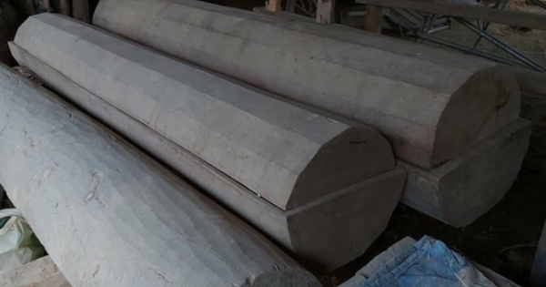 Nghịch tử trộm cả quan tài của cha để bán lấy tiền thỏa cơn nghiện