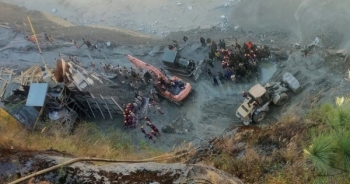 Tìm thấy 31 thi thể vụ vỡ sông băng ở Ấn Độ