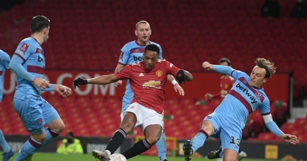Thắng vất vả West Ham, Man Utd vào tứ kết FA Cup