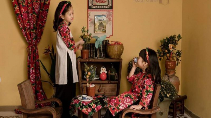 Nhiều người lo sợ bị “thủng ví” lì xì Tết. (Ảnh minh họa.)