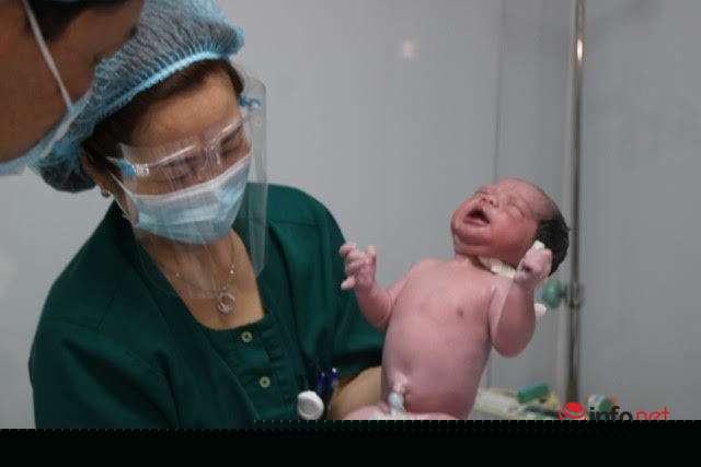 Những c&ocirc;ng d&acirc;n đầu ti&ecirc;n năm T&acirc;n Sửu