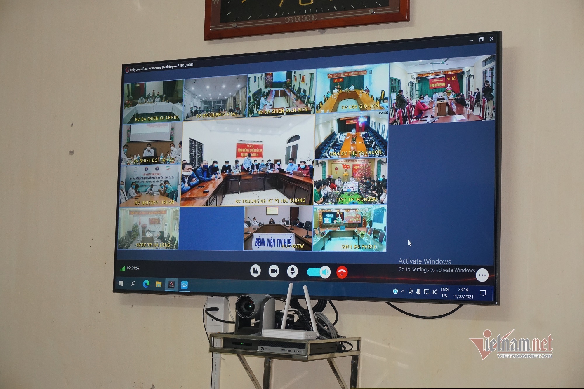 Đ&ecirc;m giao thừa đặc biệt tại nơi điều trị gần 200 ca Covid-19 ở Hải Dương