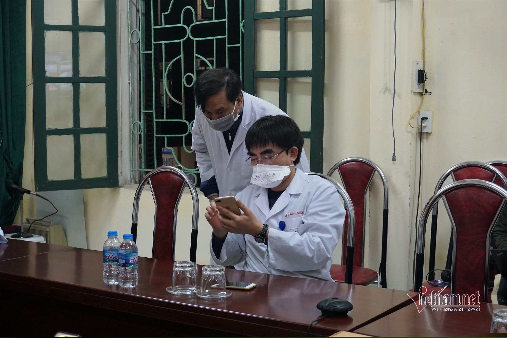 Đ&ecirc;m giao thừa đặc biệt tại nơi điều trị gần 200 ca Covid-19 ở Hải Dương