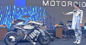 Xe máy không cần lái ở Hà Nội: Hiểu ông chủ, muốn đi là đi, dừng là dừng