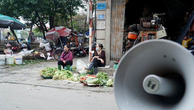 Đa phần người dân đều chấp hành nghiêm các nguyên tắc phòng chống dịch.