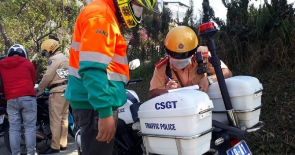 Tạm giữ nhiều phương tiện của "phượt thủ" gây náo loạn ở Đà Lạt