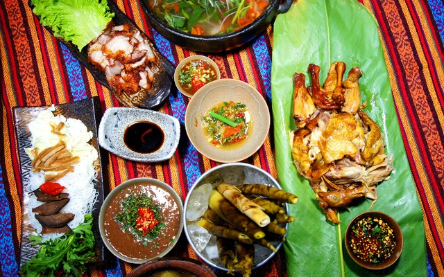 Khẩu phần ăn của người dân đa dạng, không thể thiếu rau ở các bữa chính và các loại đậu