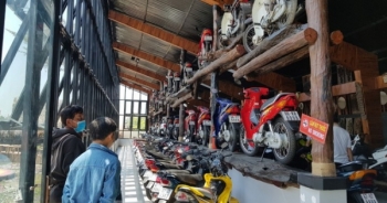 Mê mẩn bộ sưu tập 500 chiếc xe máy biển số 