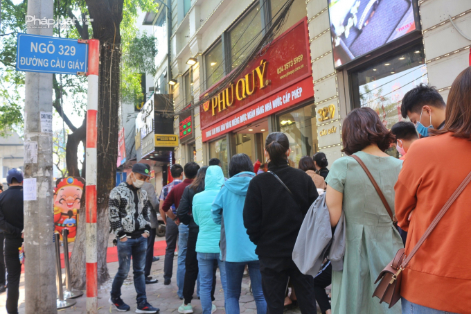 0672670ebe054d5b1414