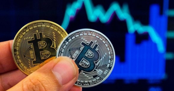 Bị cảnh báo liên tục, nhà đầu tư bán tháo đẩy Bitcoin lao dốc về dưới 48.000 USD