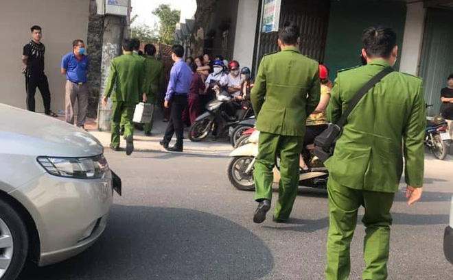 photo1614170201261-1614170201720101472436