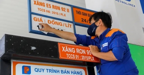 Tin kinh tế 6AM: Giá xăng tăng mạnh hơn 800 đồng/lít; Siết chặt nhập khẩu cá tầm tại các cửa khẩu