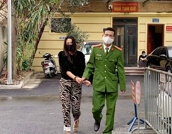 Đối tượng Nga tại cơ quan Công an.