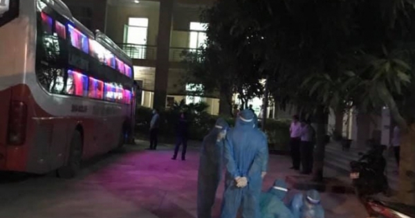 Kịp thời “chặn” 7 người Trung Quốc trên chiếc xe khách đang hành trình vào Nam