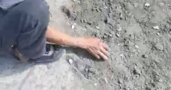 Nghệ An: Dùng bê tông kém chất lượng, ba tuyến đường nâng cấp phải tháo dỡ