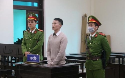 Giết bác ruột rồi tạo hiện trường giả trong nhà tắm