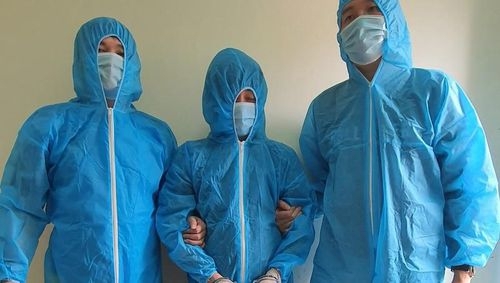 Bắt đối tượng vận chuyển hàng chục nghìn tỷ qua biên giới