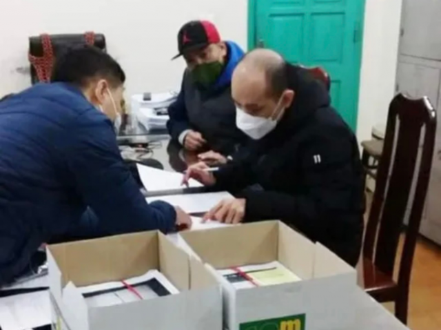 Khởi tố đối tượng người nước ngoài phát tán hàng chục nghìn tin nhắn giả mạo