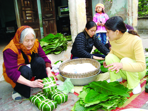 Bai bao xuan_hothithuhang_banh chung cua me_h 1