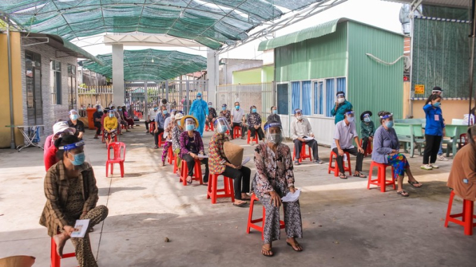 Rà soát tiêm ngay cho các đối tượng chưa tiêm, chưa tiêm đủ mũi, nhất là đối với người cao tuổi, người mắc bệnh nền.