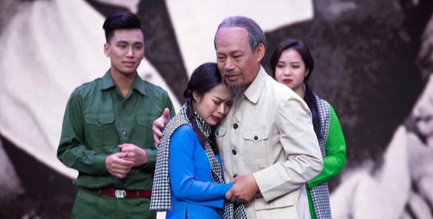 tham-nha-nsut-tien-hoi-nguoi-34-nam-dong-vai-bac-ho-1-1644455531135336474380-16444556505961318935111.