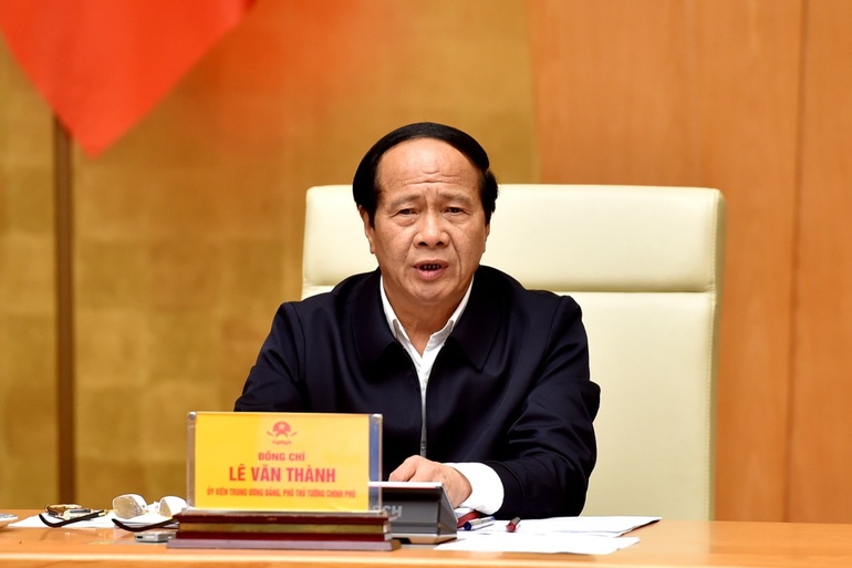 Phó Thủ tướng Lê Văn Thành chủ trì cuộc họp về các dự án kết cấu hạ tầng giao thông (Ảnh: Đức Tuân).