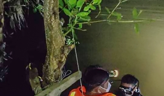 Vĩnh Long: Đã tìm thấy thi thể 2 bé trai bị đuối nước tử vong thương tâm