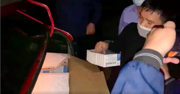 Lào Cai: Bắt giữ lượng lớn thuốc điều trị COVID-19 không rõ nguồn gốc