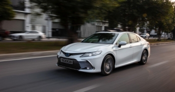 Camry HV - mẫu xe thúc đẩy nền tảng phương tiện xanh của Toyota tại Việt Nam