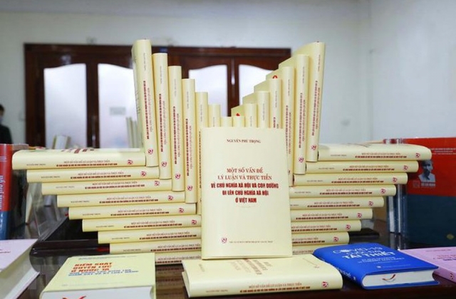 Ra mắt sách của Tổng Bí thư về con đường đi lên CNXH ở Việt Nam