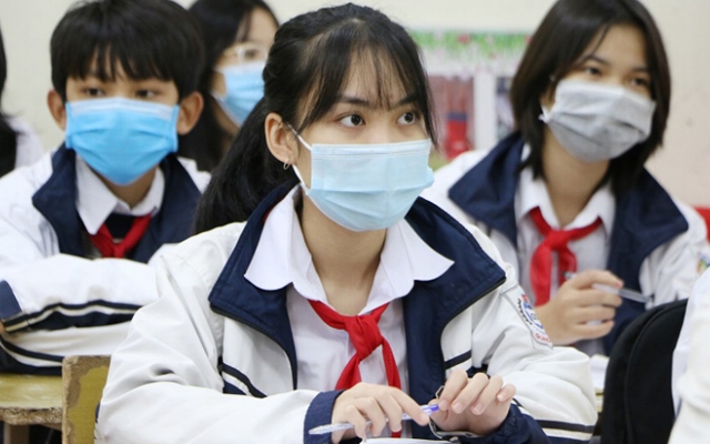 Hà Nội: Học sinh từ lớp 7 đến lớp 12 vẫn học trực tiếp