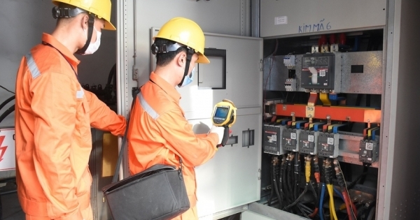 Khung giá bán lẻ điện bình quân mới: Tối đa là 2.444,09 đồng/kWh