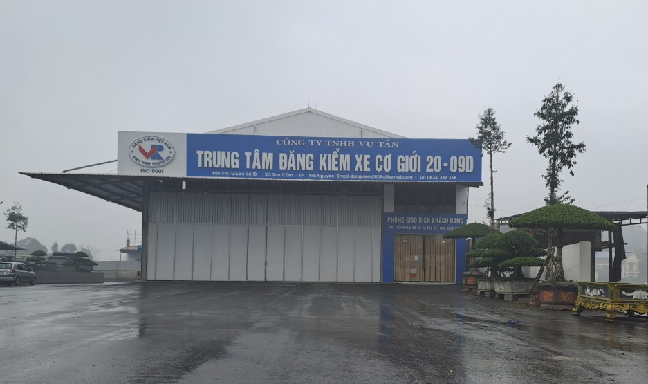 Trung tâm đăng kiểm xe cơ giới 20-09D bị đình chỉ hoạt động 2 tháng.