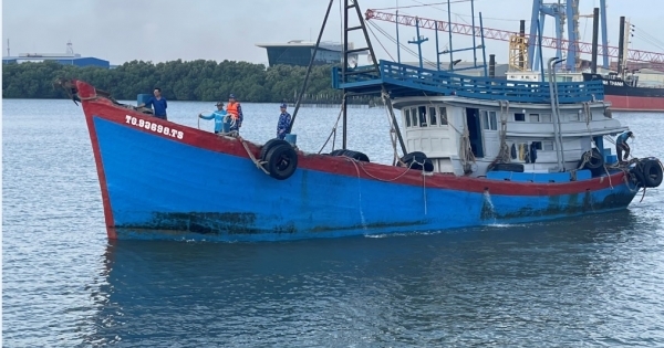 Bà Rịa - Vũng Tàu: Tạm giữ tàu chở 25.000 lít dầu DO không rõ nguồn gốc