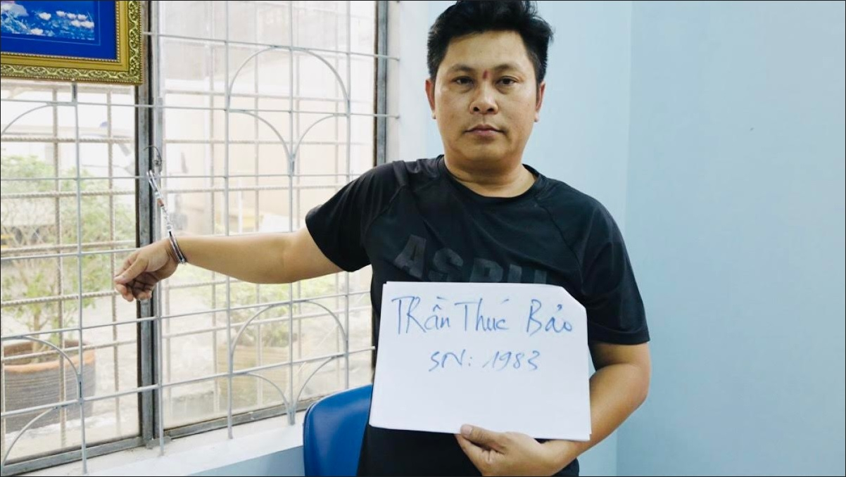 Đối tượng Trần Thúc Bảo.