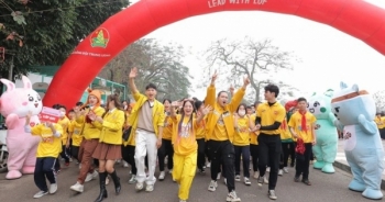 2.000 học sinh Thái Nguyên đi bộ góp quỹ học bổng cho học sinh nghèo vượt khó