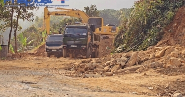 UBND huyện Văn Chấn yêu cầu làm rõ vụ công trình nhà nước được san lấp bằng đất nông nghiệp trái phép