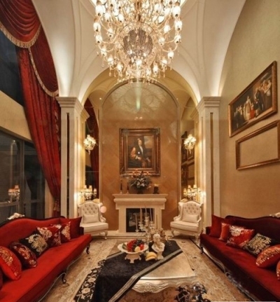 Được biết, c&ocirc; sở hữu kh&ocirc;ng dưới 7 căn biệt thự cao cấp ở Trung Quốc v&agrave; Singapore. Ảnh: internet.