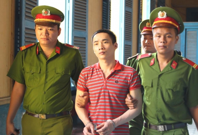 Hung thủ bị x&eacute;t xử tại TAND cấp cao tại TP HCM.