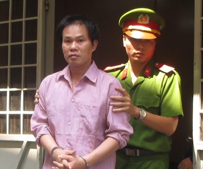 Bị c&aacute;o tại t&ograve;a sơ thẩm.